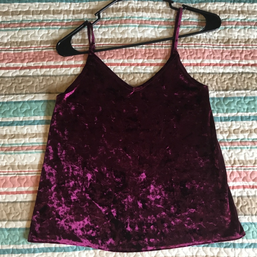 . Crushed velvet Tank